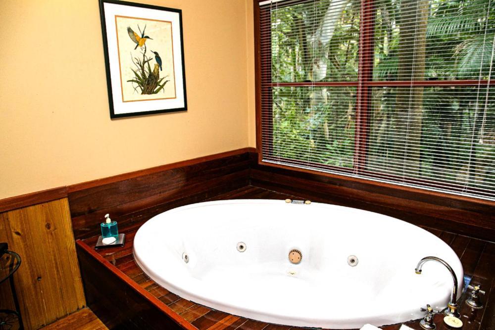 Amore On Buderim Rainforest Cabins Sunshine Coast Exterior foto